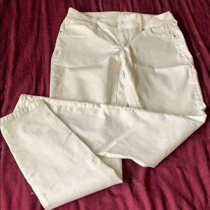 Maurices White Skinny Jeans Small Regular Length